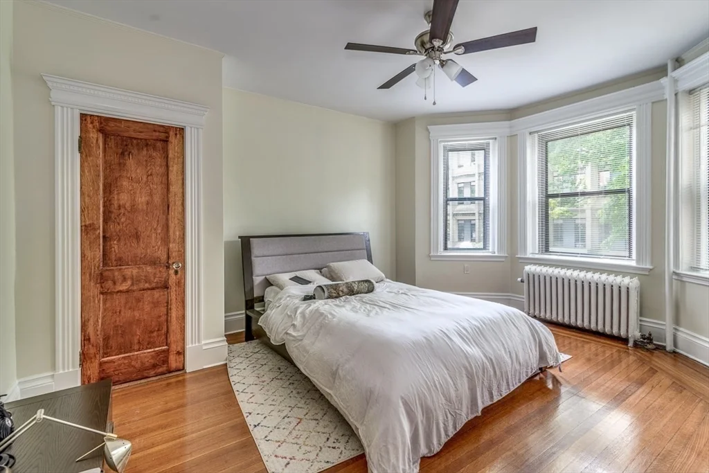 3 bed, 2 bath apartment for rent at 114 Fenway Unit 6, Fenway — photo 11 of 41