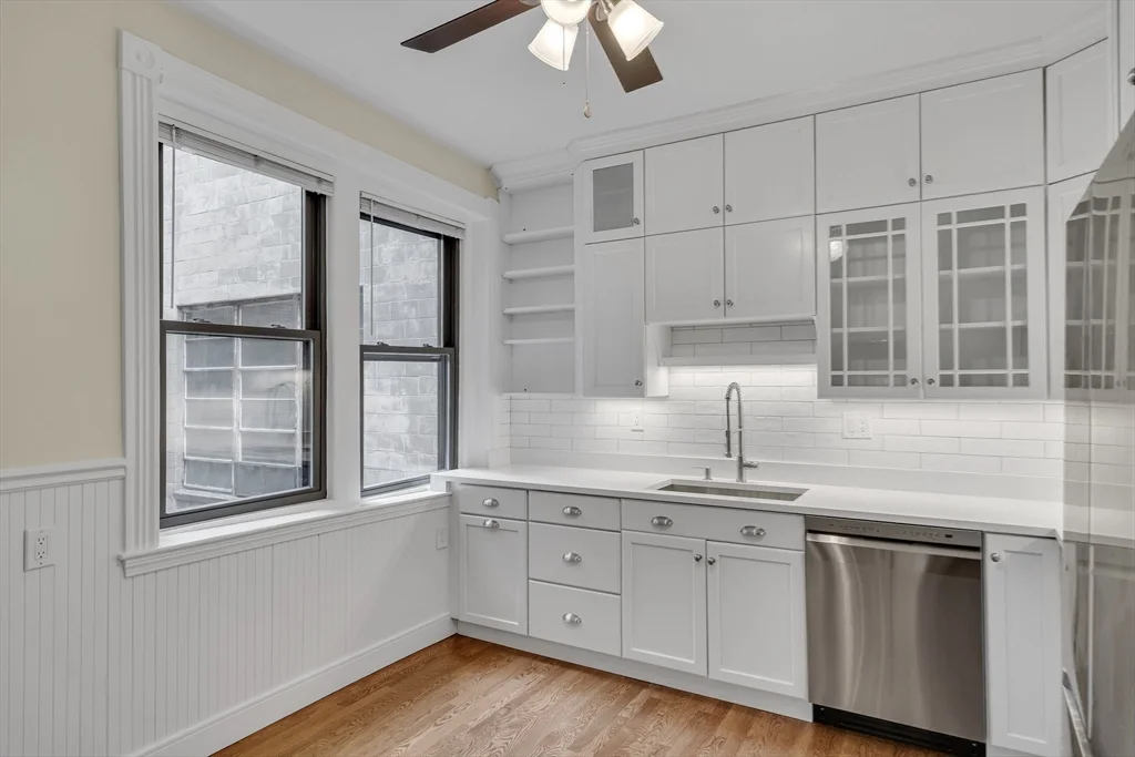 3 bed, 2 bath apartment for rent at 114 Fenway Unit 6, Fenway — photo 37 of 41