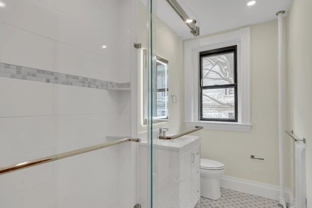3 bed, 2 bath apartment for rent at 114 Fenway Unit 6, Fenway — photo 7 of 41