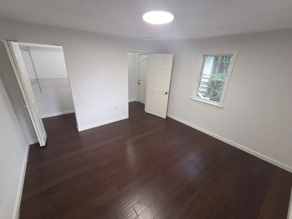 1 bed apartment for rent at 114 Front St Unit 114, Weymouth — photo 10 of 17