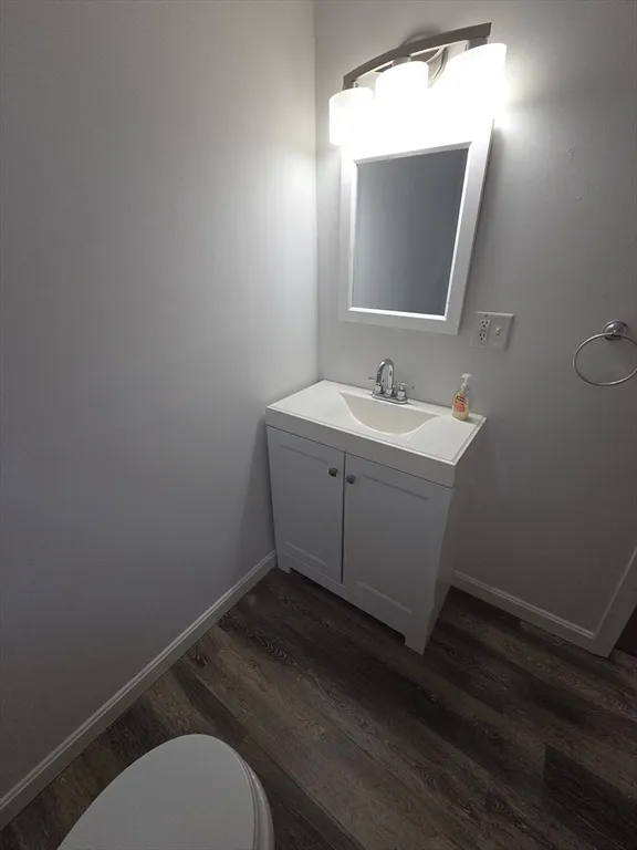 1 bed apartment for rent at 114 Front St Unit 114, Weymouth — photo 12 of 17