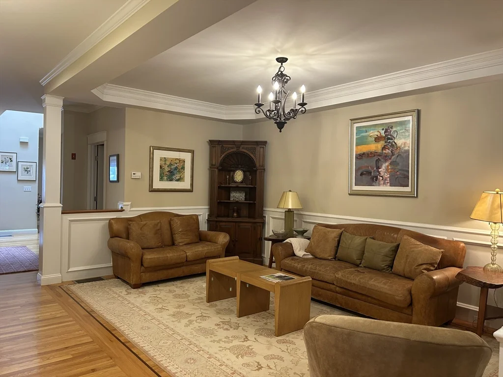 4 bed, 2 bath apartment for rent at 114 Jarvis Unit 114, Needham — photo 6 of 17