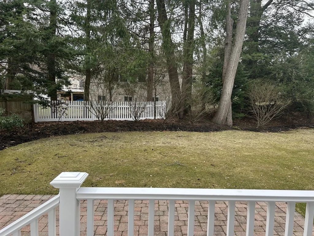 4 bed, 2 bath apartment for rent at 114 Jarvis Unit 114, Needham — photo 11 of 17