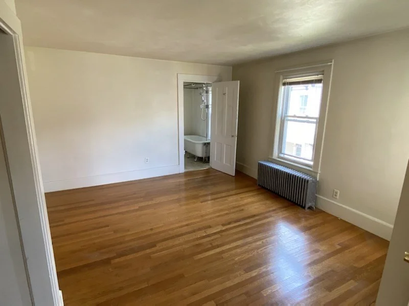 1 bed, 1 bath apartment for rent at 114 King St Unit B, Northampton — photo 10 of 12