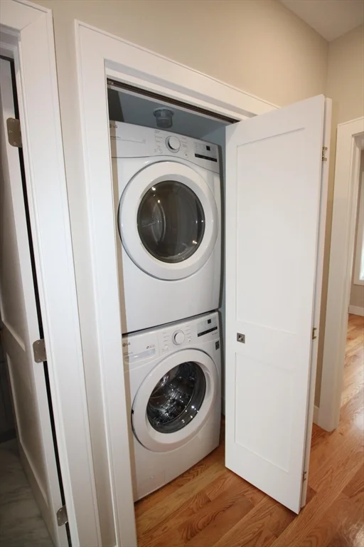 2 bed, 1 bath apartment for rent at 114 Main St Unit 114, Everett — photo 10 of 11