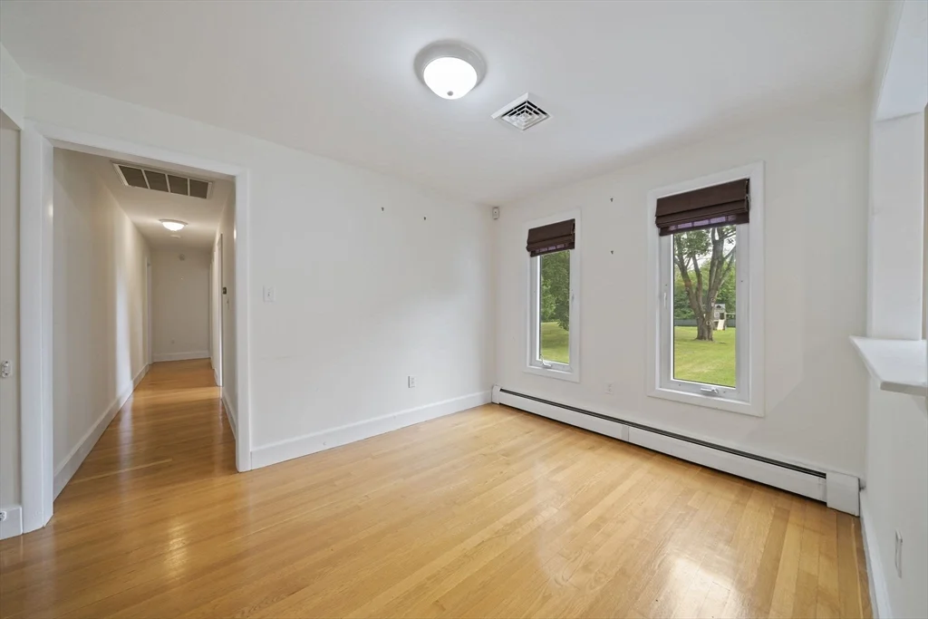 4 bed, 2 bath apartment for rent at 114 Main St Unit 114, Norwell — photo 15 of 41