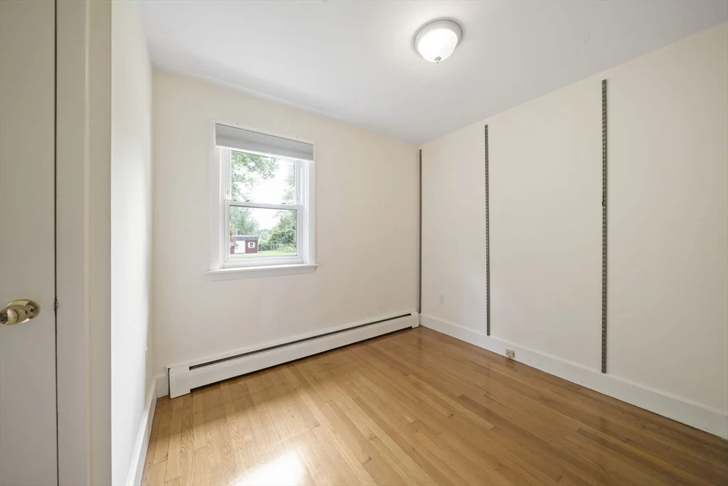4 bed, 2 bath apartment for rent at 114 Main St Unit 114, Norwell — photo 20 of 41