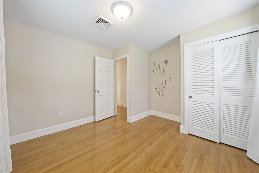 4 bed, 2 bath apartment for rent at 114 Main St Unit 114, Norwell — photo 19 of 41