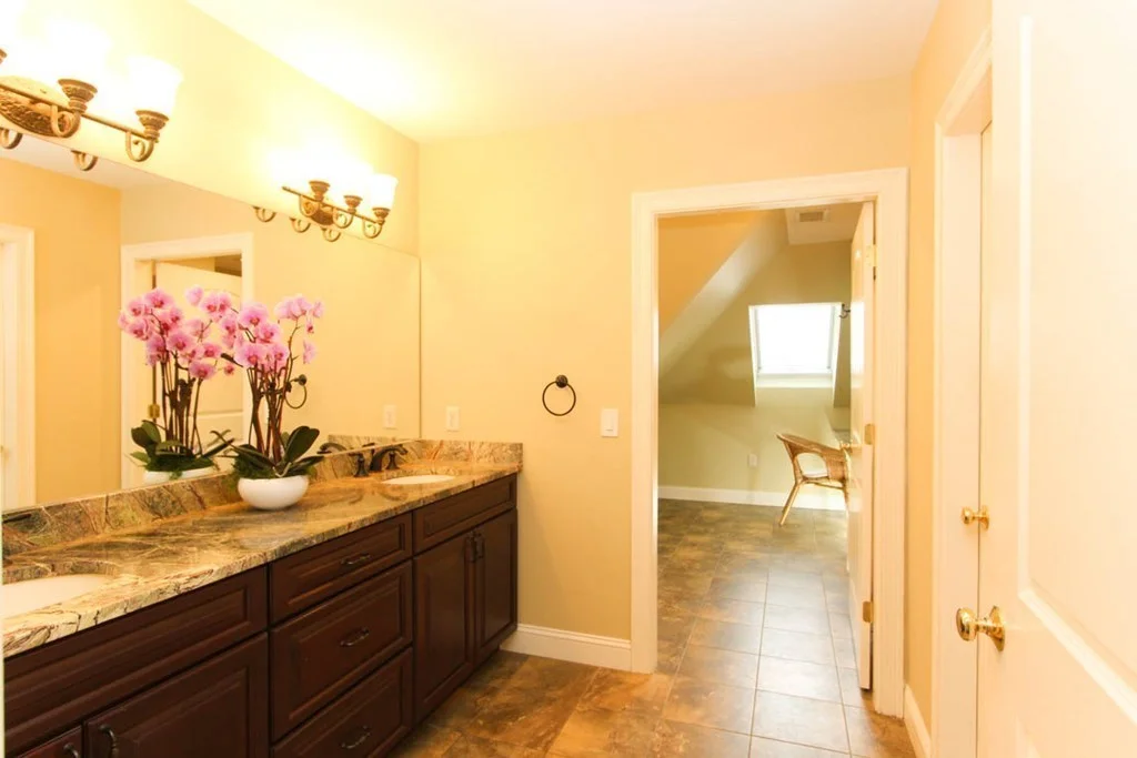 4 bed, 2 bath apartment for rent at 114 Merrian Ave Unit 301, Leominster — photo 7 of 26