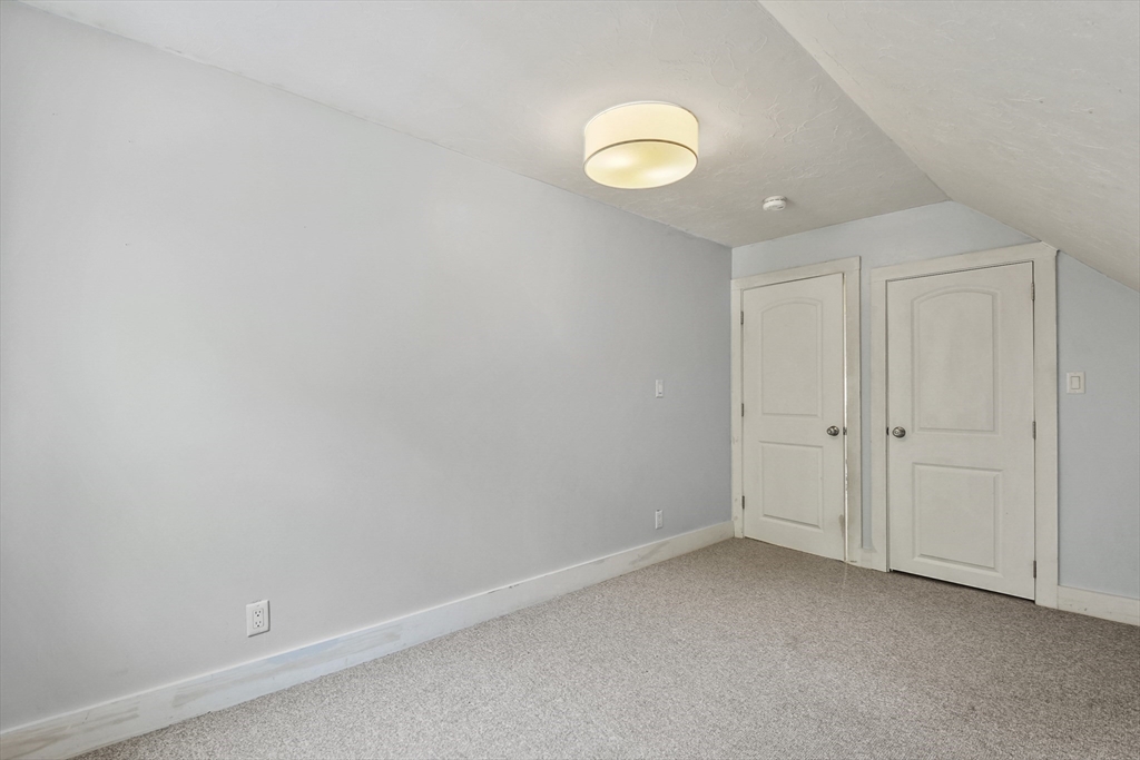 3 bed, 2 bath apartment for rent at 114 Old Oaken Bucket Rd, Norwell — photo 18 of 28