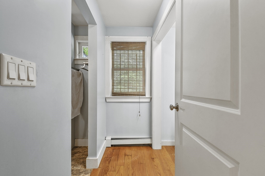 3 bed, 2 bath apartment for rent at 114 Old Oaken Bucket Rd, Norwell — photo 14 of 28