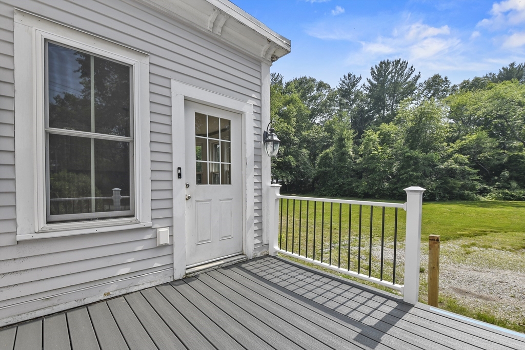 3 bed, 2 bath apartment for rent at 114 Old Oaken Bucket Rd, Norwell — photo 26 of 28