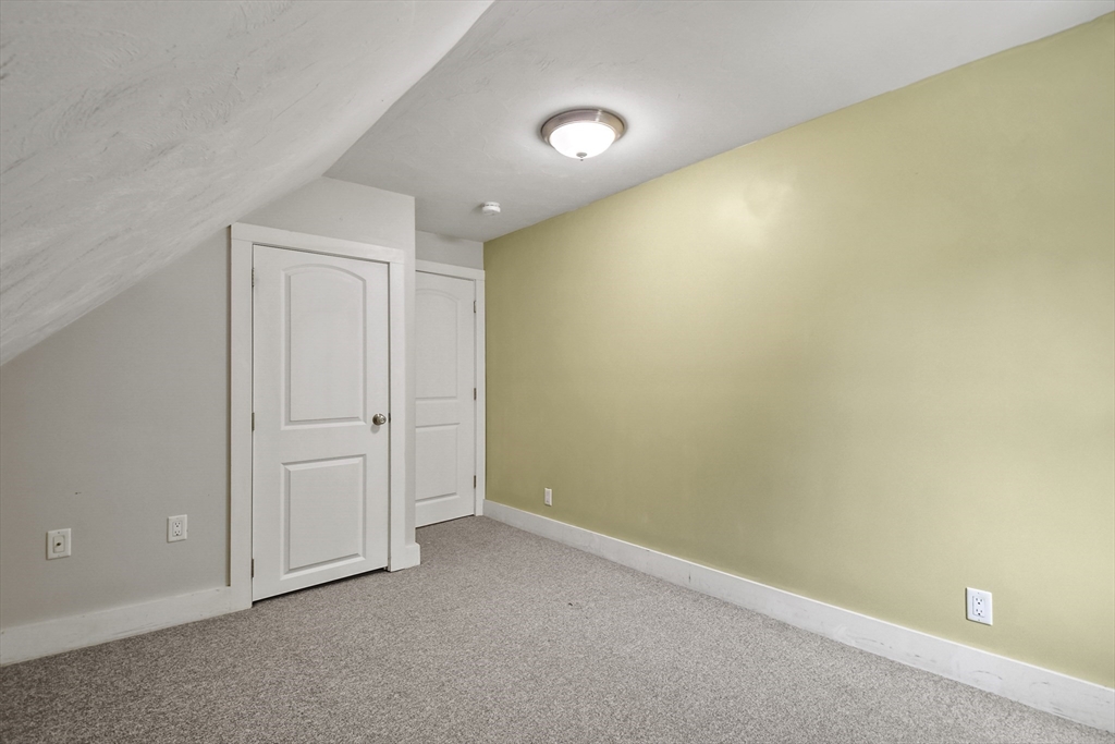 3 bed, 2 bath apartment for rent at 114 Old Oaken Bucket Rd, Norwell — photo 22 of 28