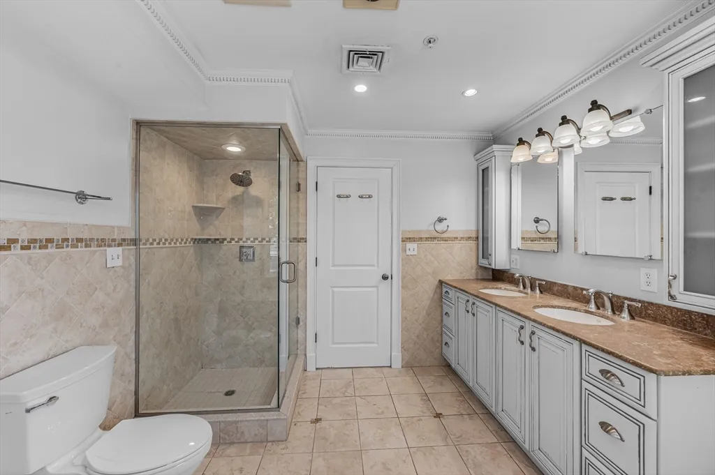 3 bed, 2 bath apartment for rent at 114 P St Unit A, South Boston — photo 17 of 23