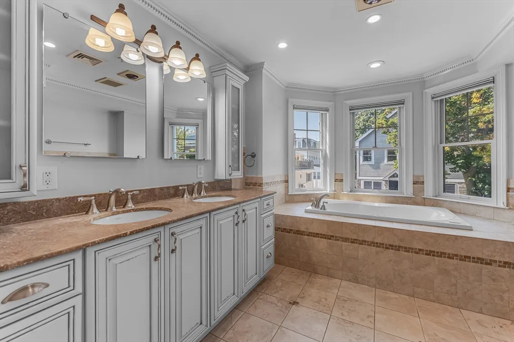 3 bed, 2 bath apartment for rent at 114 P St Unit A, South Boston — photo 16 of 23