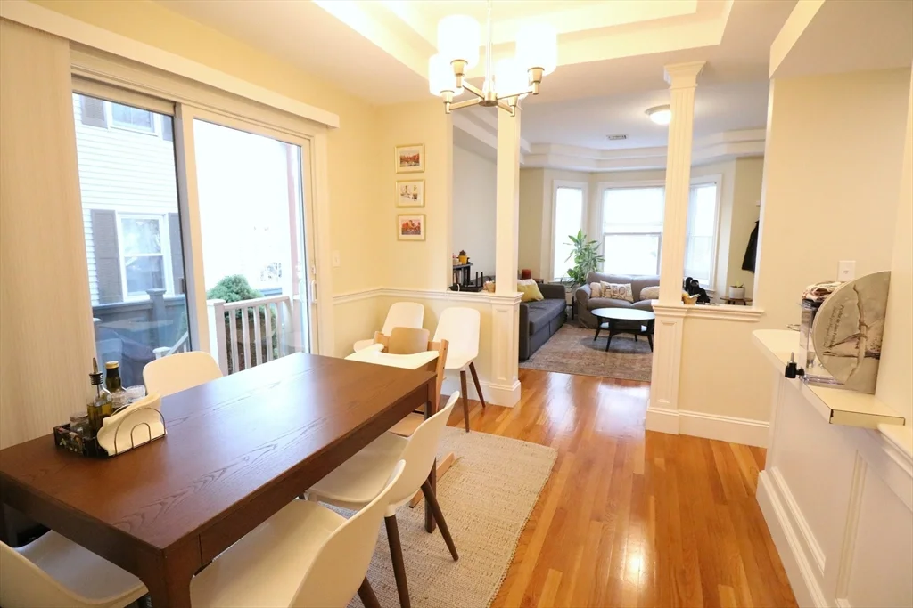 2 bed, 1 bath apartment for rent at 114 Pleasant St Unit 1, Cambridgeport — photo 6 of 17