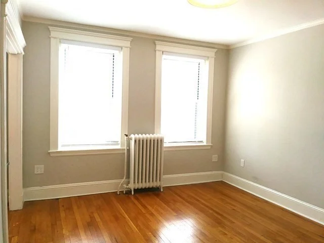 Studio bed, 1 bath apartment for rent at 114 Riverway Unit 20, Longwood — photo 2 of 11