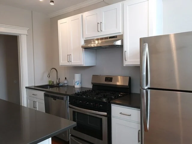 Studio bed, 1 bath apartment for rent at 114 Riverway Unit 20, Longwood — photo 4 of 11