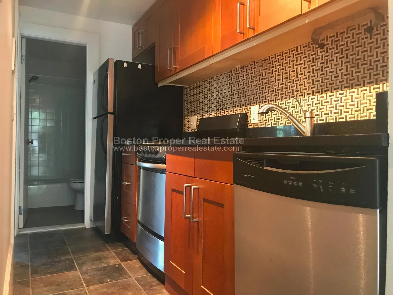 1 bed, 1 bath apartment for rent at 114 Saint Botolph St Unit 2, Back Bay — photo 2 of 12
