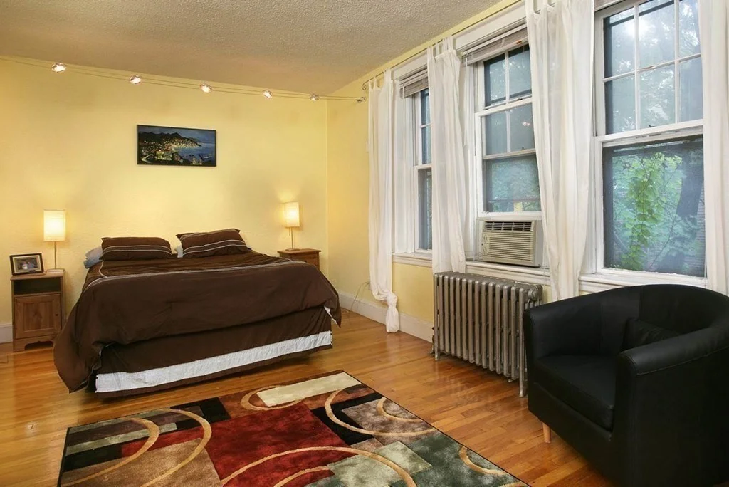 2 bed, 1 bath apartment for rent at 114 Strathmore Rd Unit 305, Brighton — photo 5 of 8
