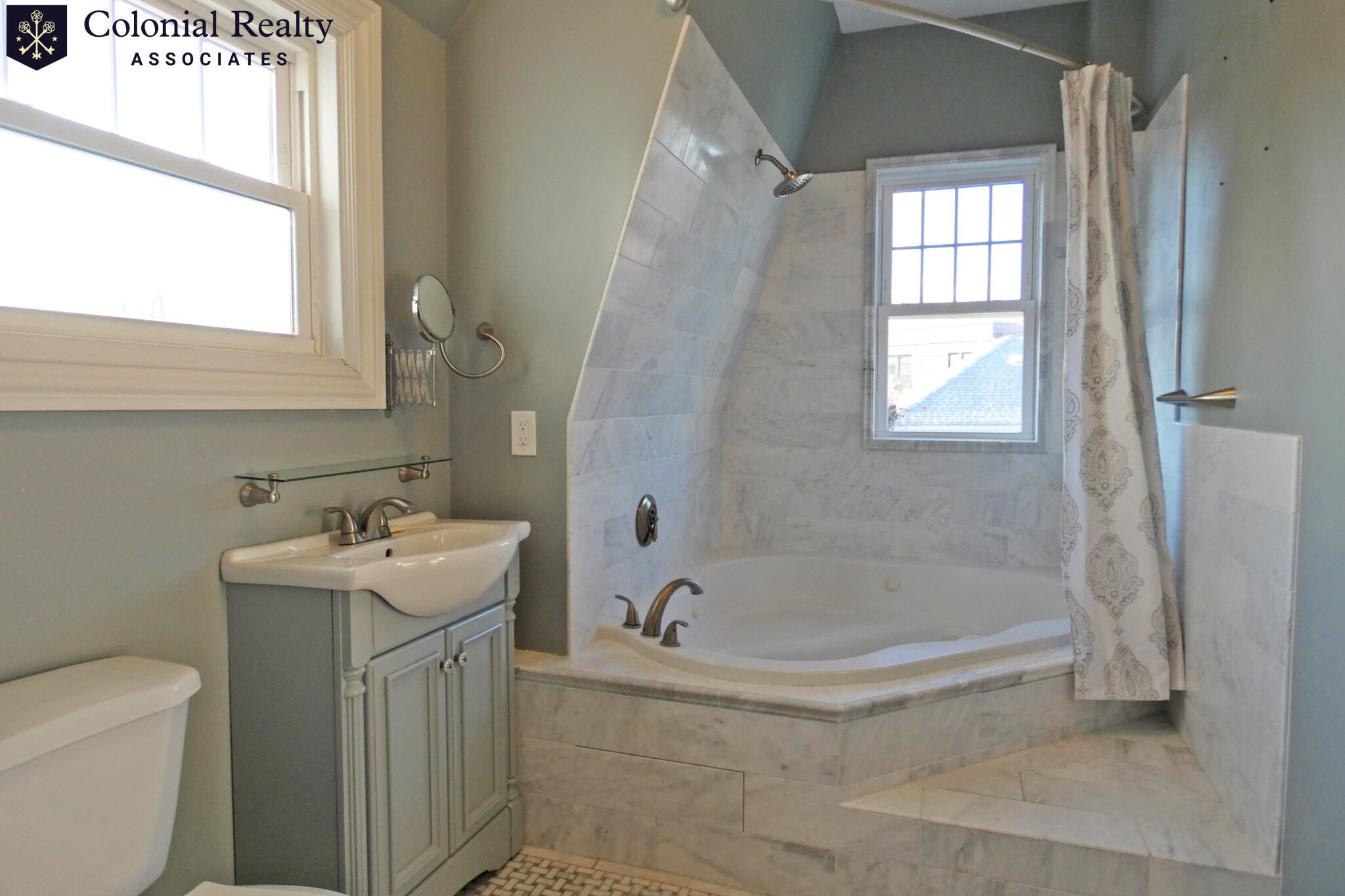 3 bed, 2 bath apartment for rent at 114 Walnut St Unit 111, Newtonville — photo 10 of 14