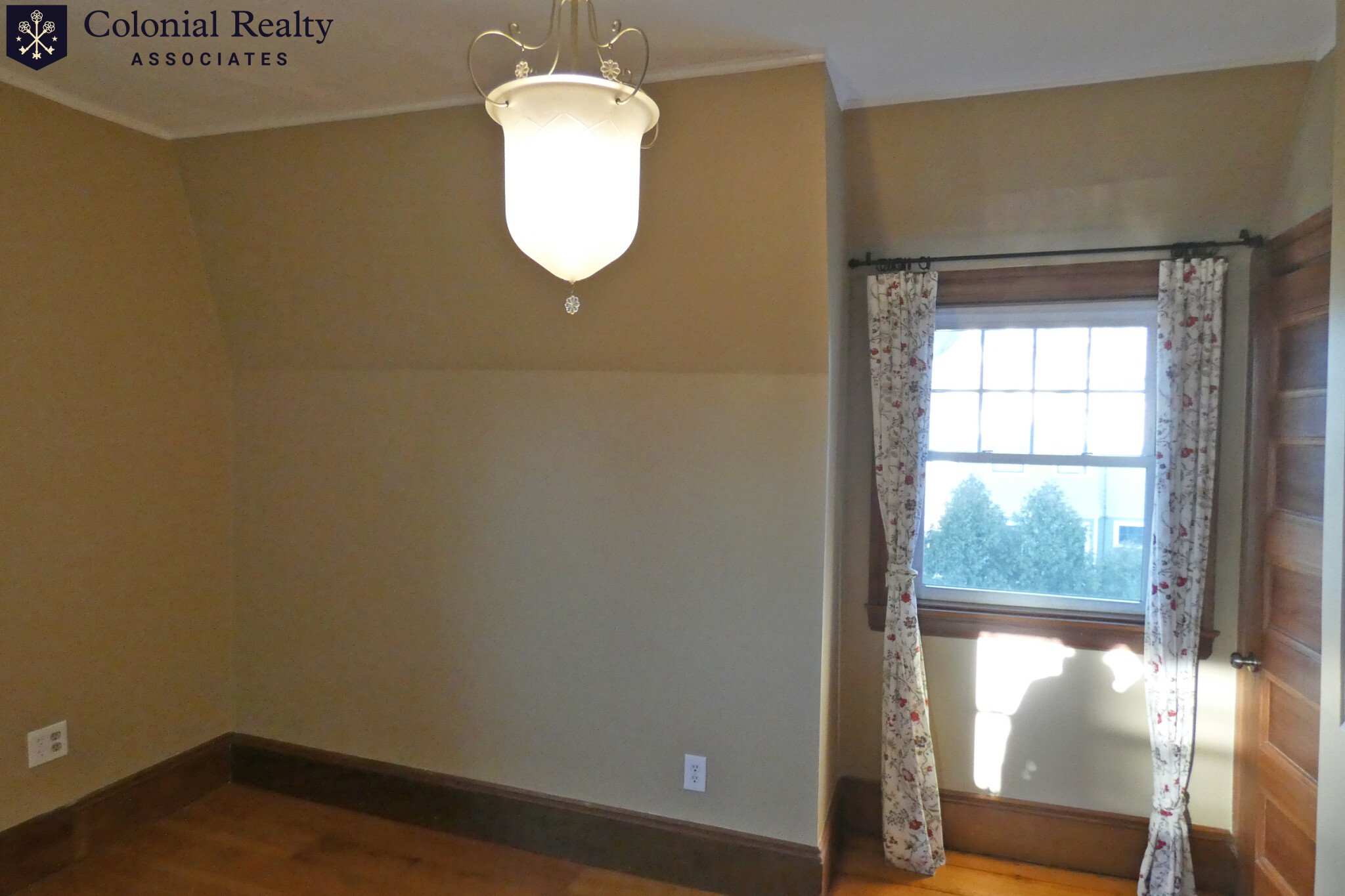 3 bed, 2 bath apartment for rent at 114 Walnut St Unit 111, Newtonville — photo 11 of 14