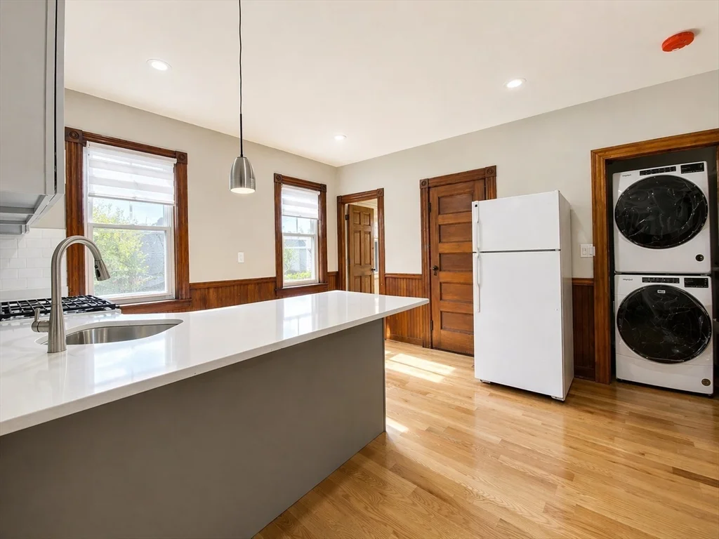 3 bed, 2 bath apartment for rent at 114 White St Unit 2, Belmont — photo 11 of 11