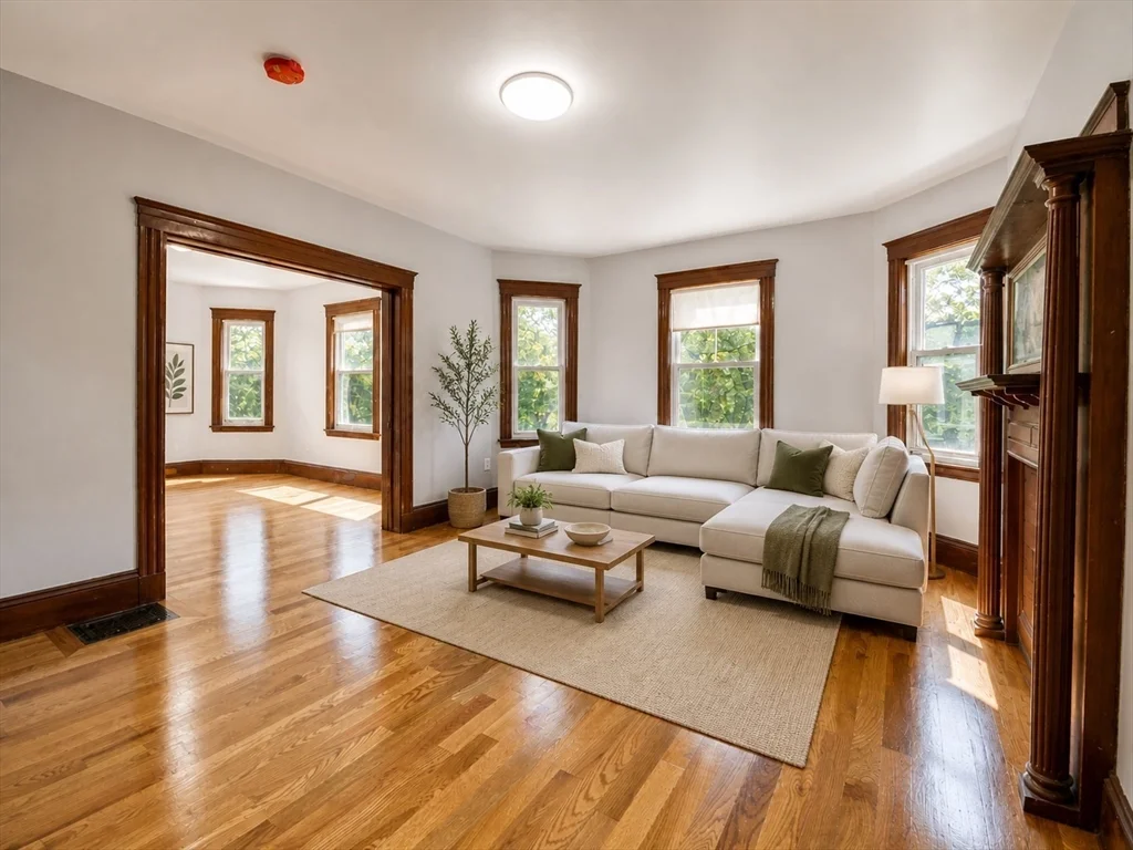3 bed, 2 bath apartment for rent at 114 White St Unit 2, Belmont — photo 6 of 11