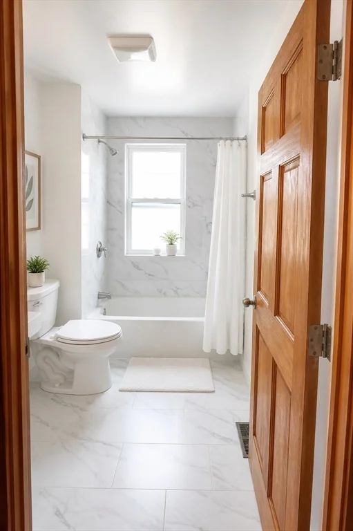 3 bed, 2 bath apartment for rent at 114 White St Unit 2, Belmont — photo 3 of 11
