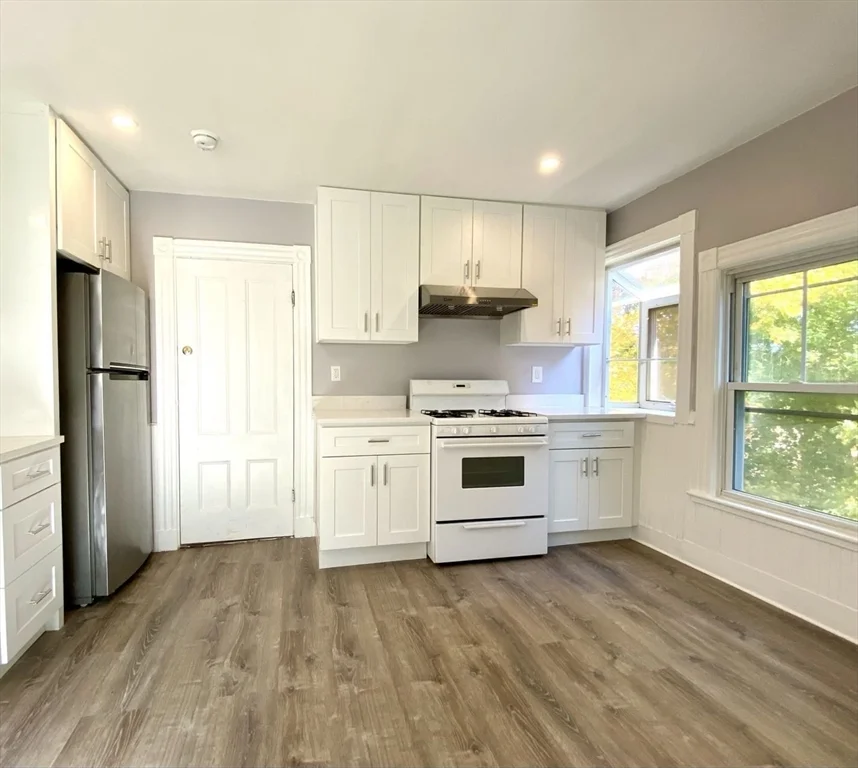 2 bed, 1 bath apartment for rent at 114 White St Unit 3, Waverley — photo 13 of 15