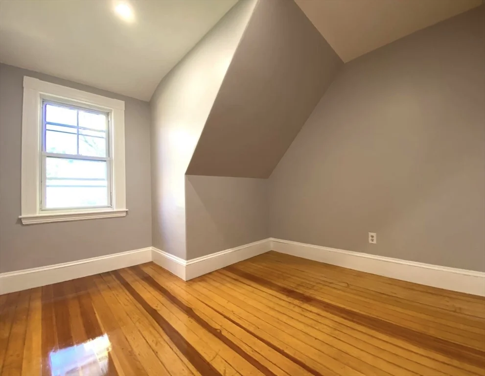 2 bed, 1 bath apartment for rent at 114 White St Unit 3, Waverley — photo 3 of 15