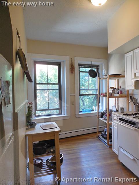 1 bed, 1 bath apartment for rent at 114 Willow St Unit 3, Inman Square — photo 1 of 3