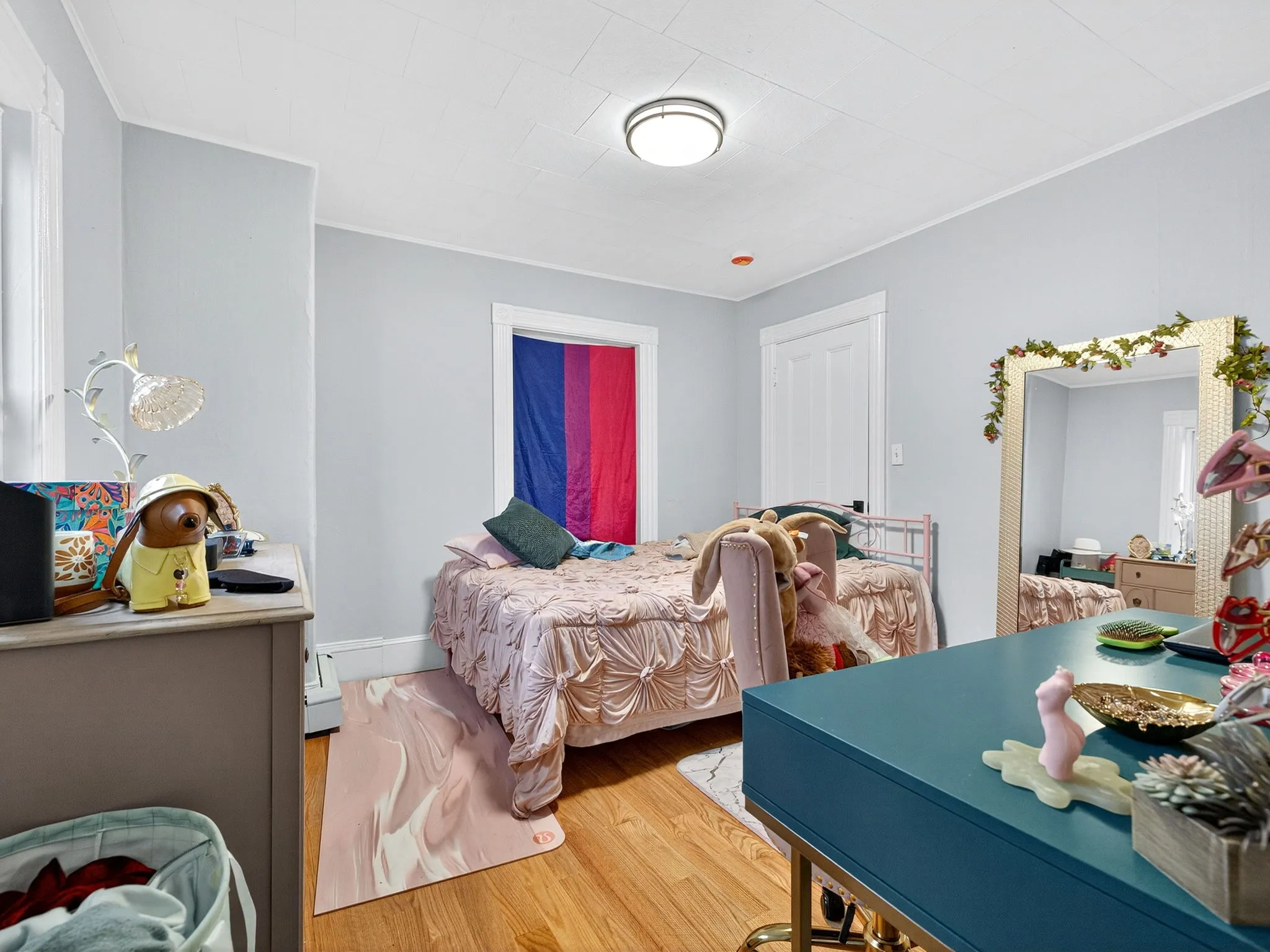 3 bed, 1.5 bath apartment for rent at 114 Woodstock St Unit 3, West Somerville — photo 8 of 13