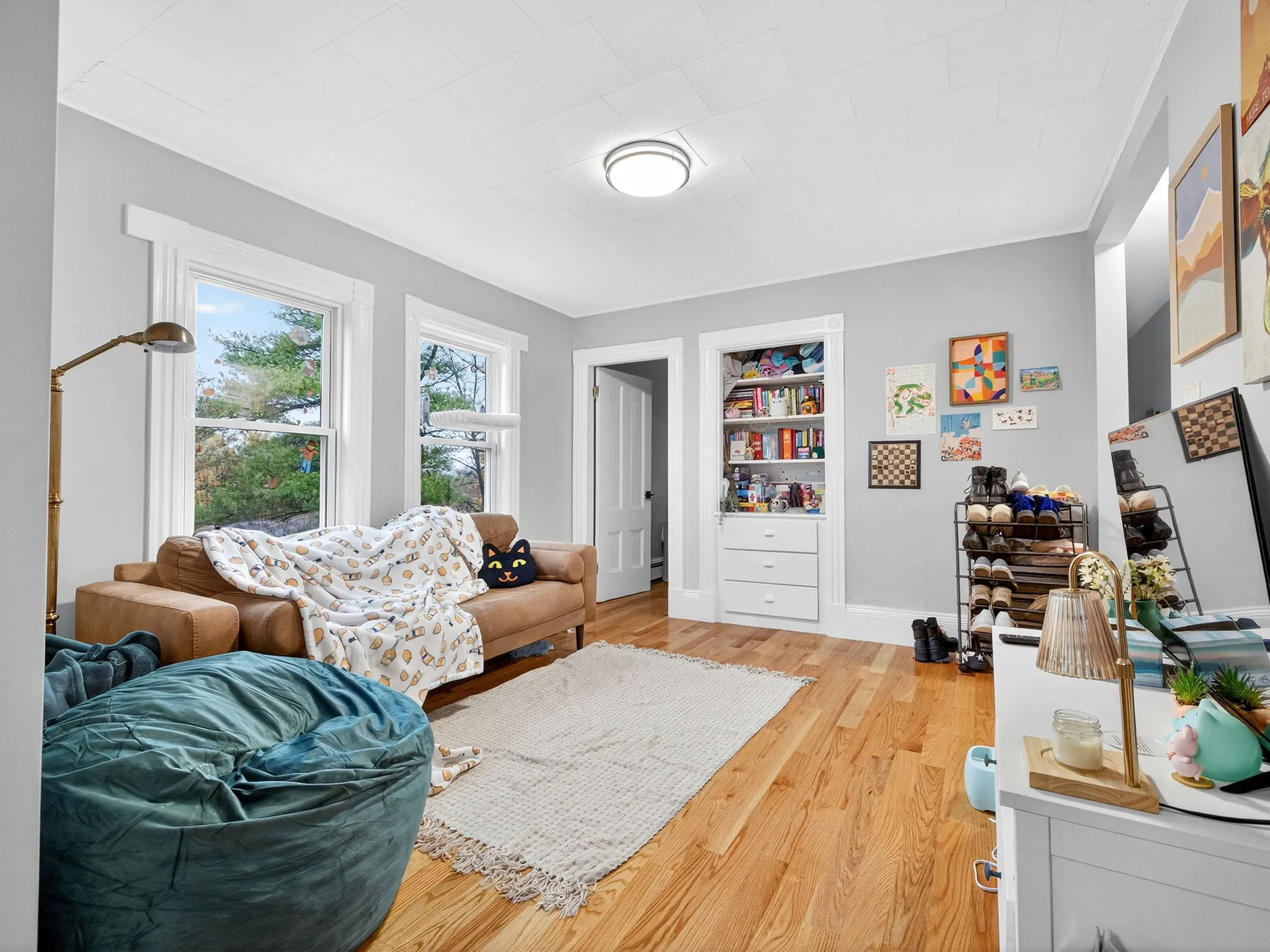 3 bed, 1.5 bath apartment for rent at 114 Woodstock St Unit 3, West Somerville — photo 7 of 13