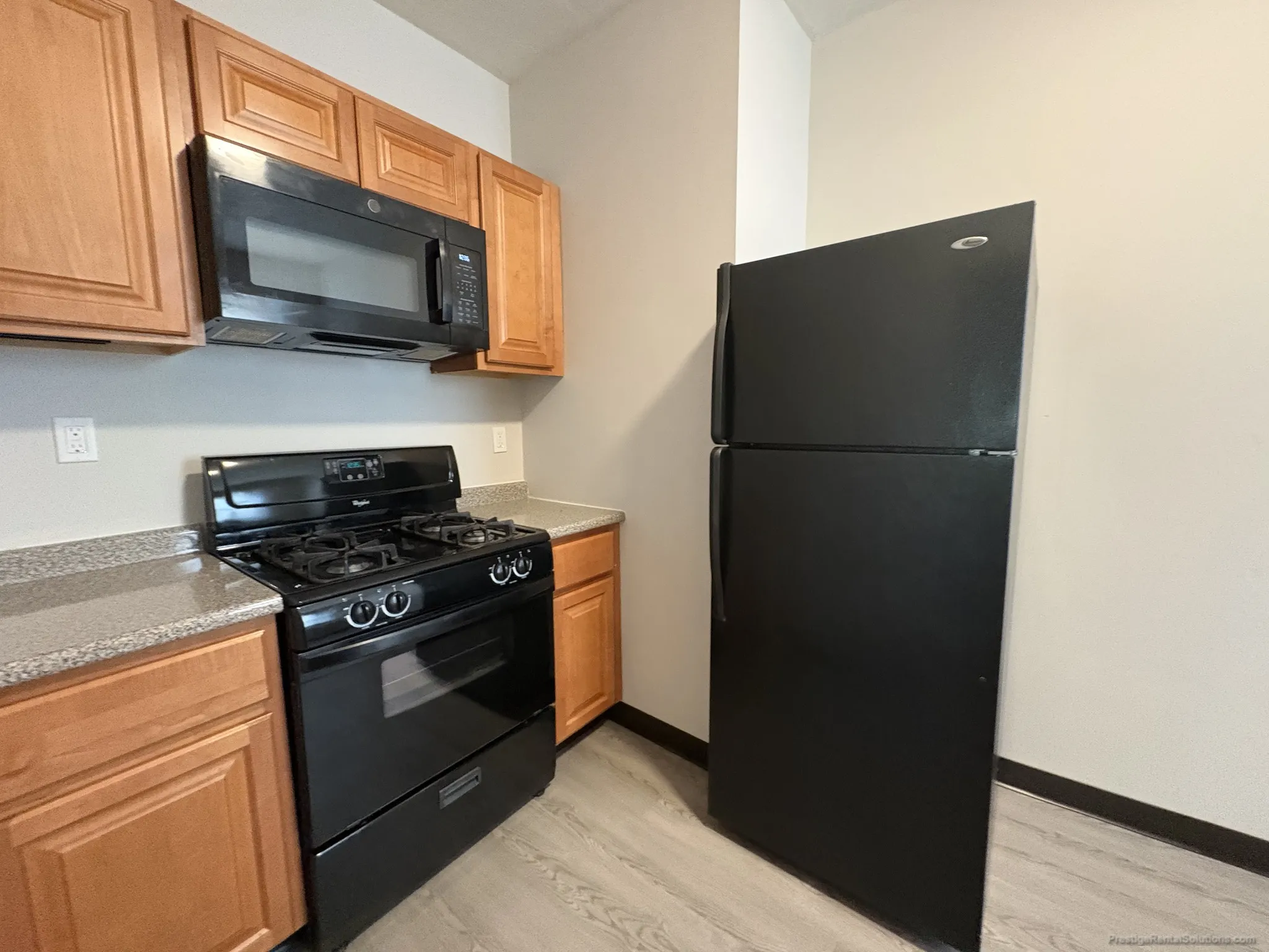 1 bed, 1 bath apartment for rent at 1140 River St Unit 2R, Hyde Park
