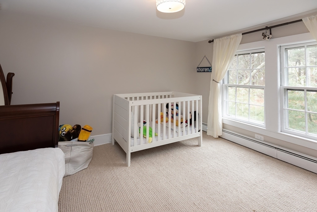 5 bed, 4+ bath apartment for rent at 1142 Main St, Hingham — photo 21 of 24