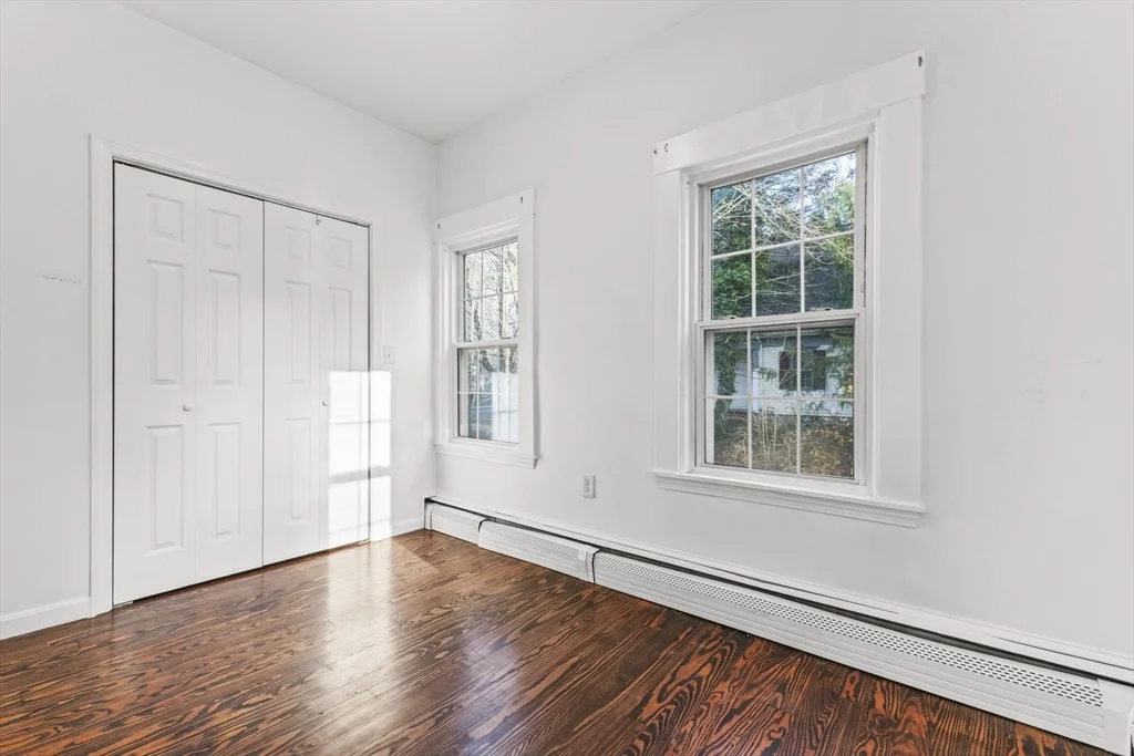 3 bed, 1 bath apartment for rent at 1142 Washington St Unit 1, Whitman — photo 15 of 16