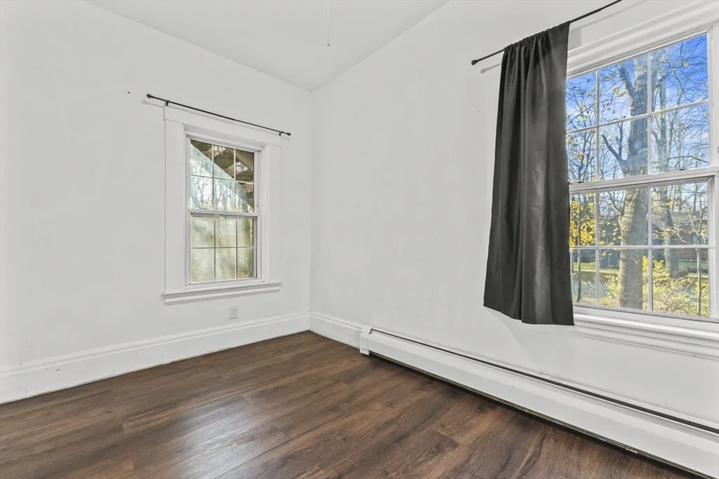 3 bed, 1 bath apartment for rent at 1142 Washington St Unit 1, Whitman — photo 13 of 16