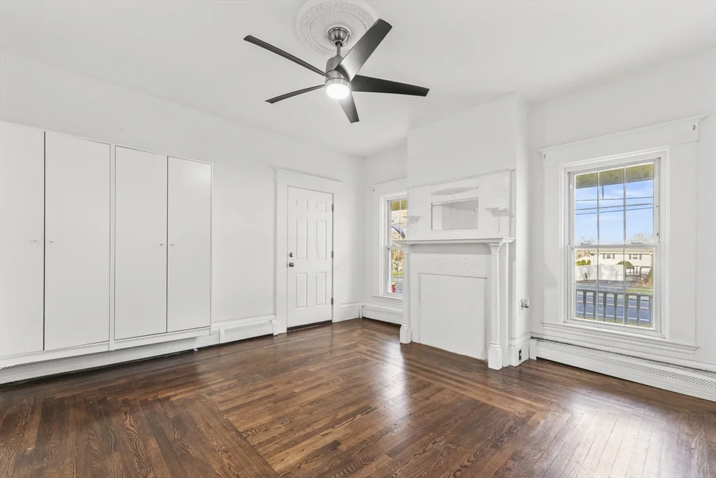 3 bed, 1 bath apartment for rent at 1142 Washington St Unit 1, Whitman — photo 9 of 16