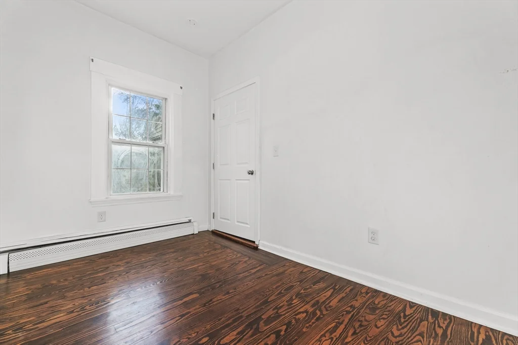 3 bed, 1 bath apartment for rent at 1142 Washington St Unit 1, Whitman — photo 16 of 16