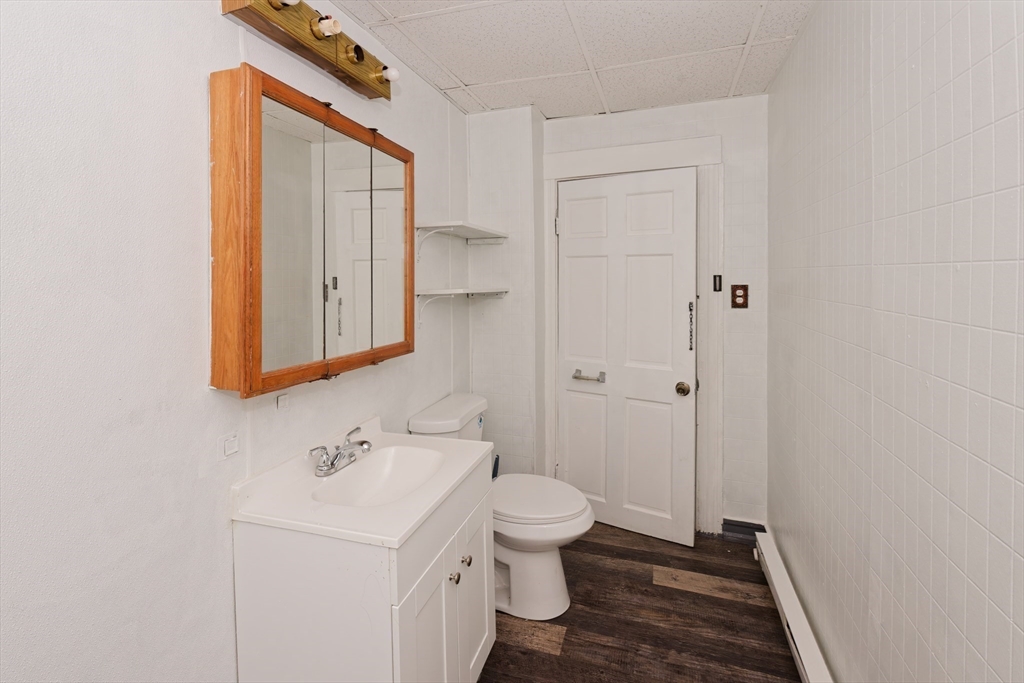 3 bed, 1 bath apartment for rent at 1143 Grafton St Unit 1st floor, Worcester — photo 10 of 14