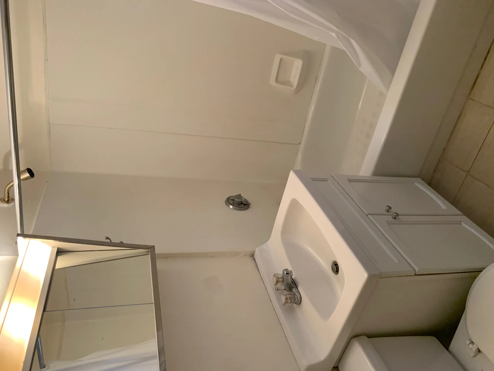 1 bed, 1 bath apartment for rent at 1144 Commonwealth Ave Unit 0A, Allston — photo 7 of 7