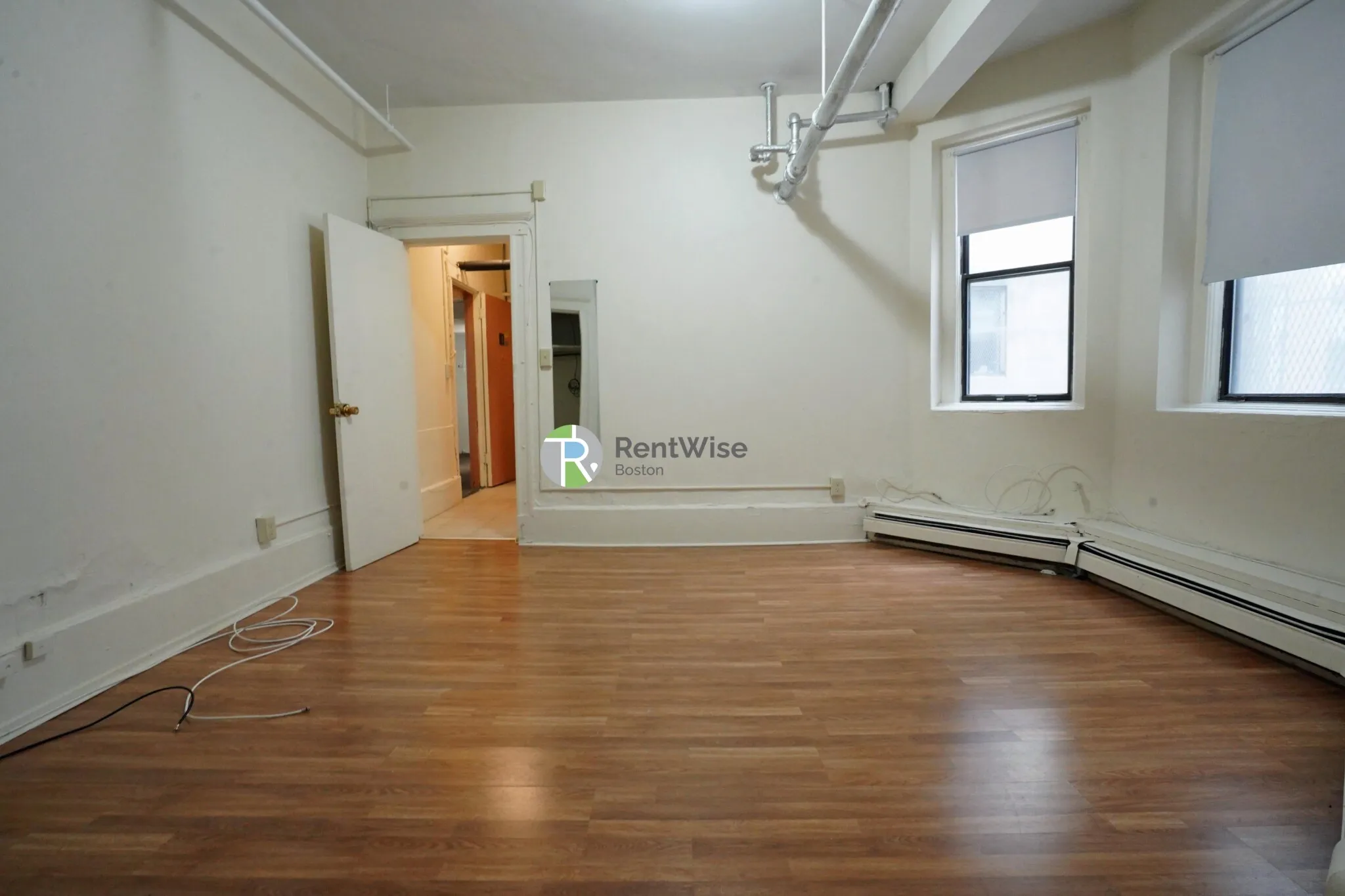 1 bed, 1 bath apartment for rent at 1144 Commonwealth Ave Unit 0C, North Brookline — photo 3 of 13