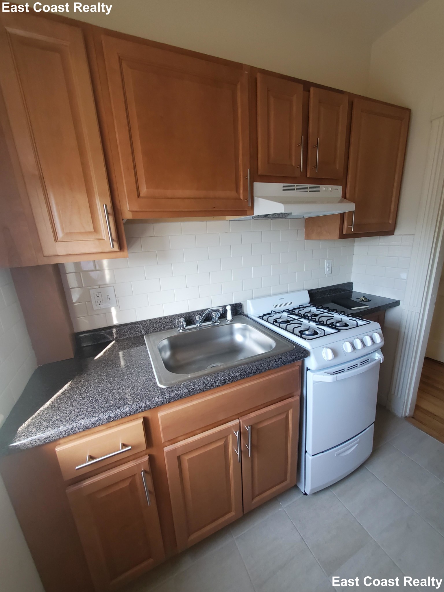 Studio bed, 1 bath apartment for rent at 1144 Commonwealth Ave Unit 23, North Brookline — photo 6 of 11