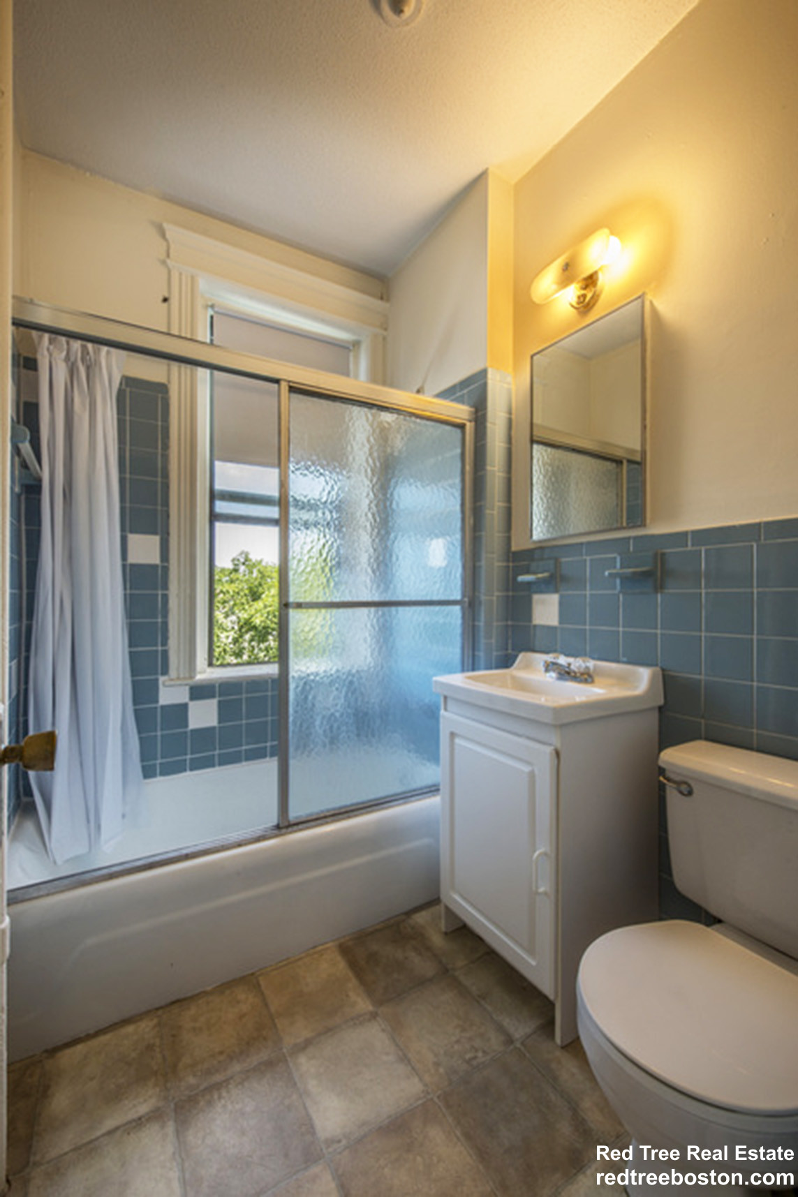 Studio bed, 1 bath apartment for rent at 1144 Commonwealth Ave Unit 24, Allston — photo 3 of 6