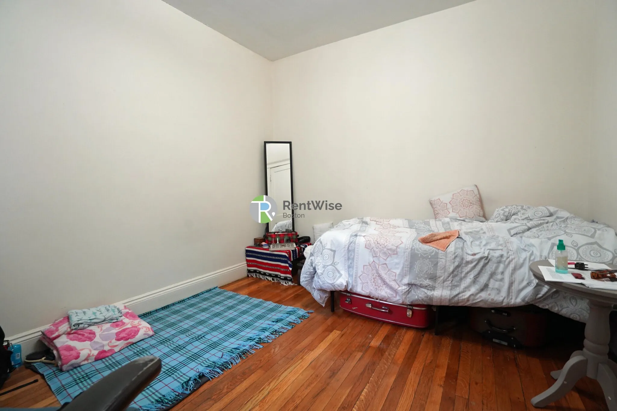 1 bed, 1 bath apartment for rent at 1144 Commonwealth Ave Unit 25, North Brookline — photo 3 of 16