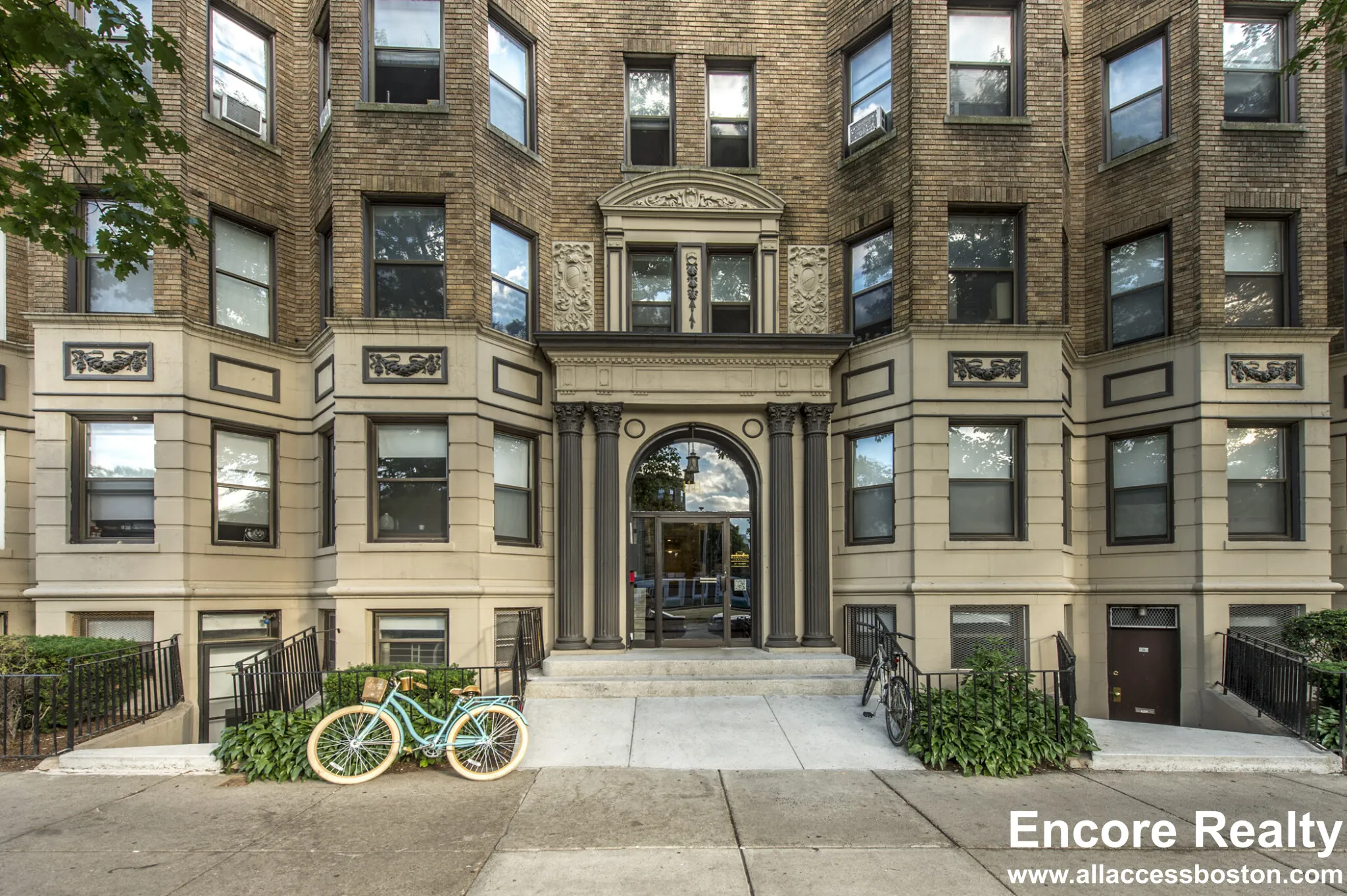 Studio bed, 1 bath apartment for rent at 1144 Commonwealth Ave Unit 26, North Brookline