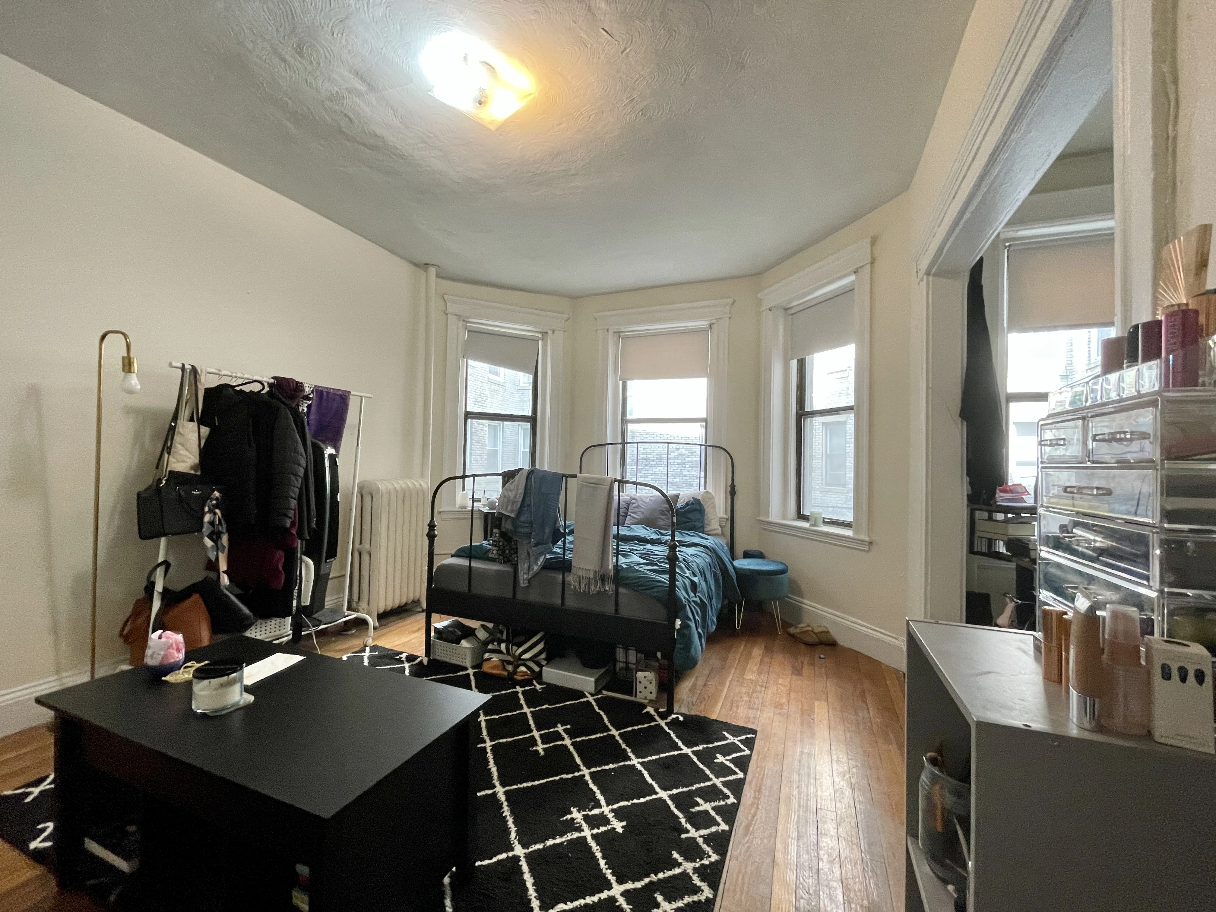 Studio bed, 1 bath apartment for rent at 1144 Commonwealth Ave Unit 3, Allston — photo 6 of 12