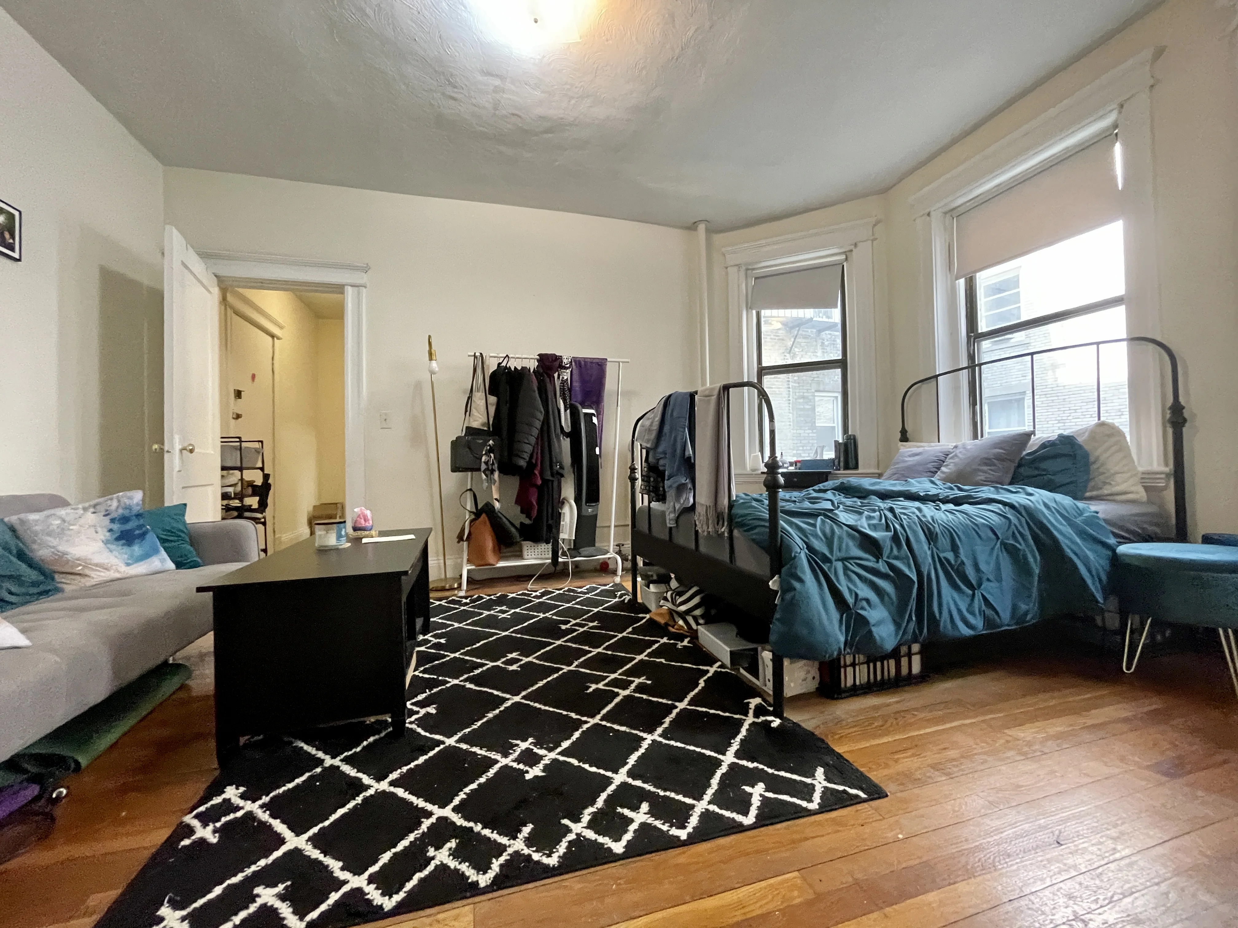 Studio bed, 1 bath apartment for rent at 1144 Commonwealth Ave Unit 3, Allston — photo 11 of 12