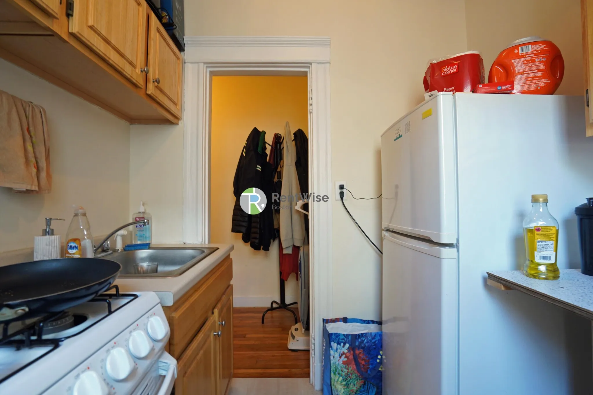 Studio bed, 1 bath apartment for rent at 1144 Commonwealth Ave Unit 30, North Brookline — photo 7 of 24